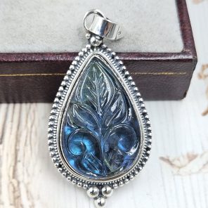 Labradorite Carving 1.25" 925 Silver Pendant (RS37-45)