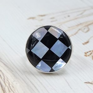 Black Onyx and White MOP Size US 9 925 Sterling Silver Ring (RS55-98)