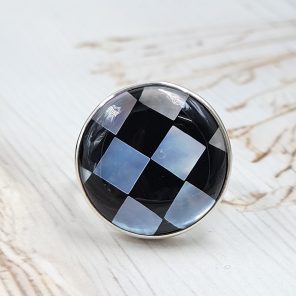 Black Onyx and White MOP Size US 8 925 Sterling Silver Ring (RS55-97)
