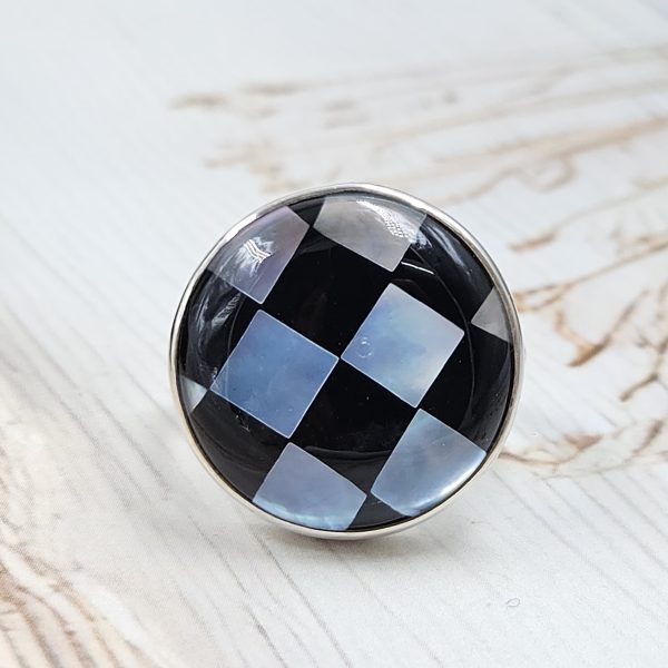 Black Onyx and White MOP Size US 8 925 Sterling Silver Ring (RS55-97)