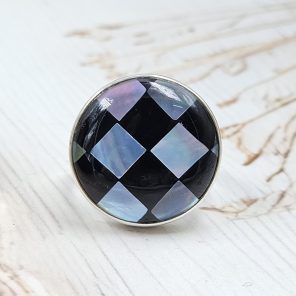 Black Onyx and White MOP Size US 10 925 Sterling Silver Ring (RS55-95)