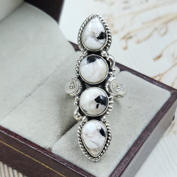 White Buffalo Turquoise 925 Sterling Silver Ring (REXT87-107)