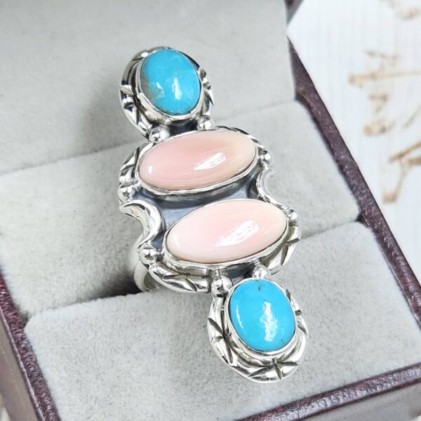 Kingman Turquoise & Pink Queen Conch 925 Sterling Silver Ring (RS3-214) - Image 2