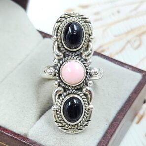 Black Onyx & Pink Queen Conch 925 Sterling Silver Ring (RS3-225)