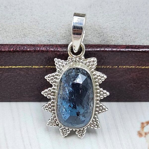 Teal Kyanite 0.75" 925 Sterling Silver Pendant (RS34-124)