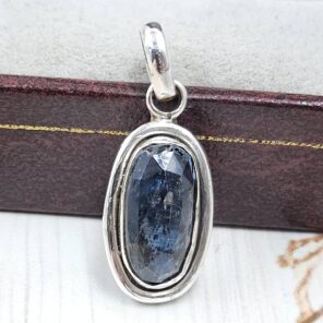 Teal Kyanite 0.75" 925 Sterling Silver Pendant (RS34-162)