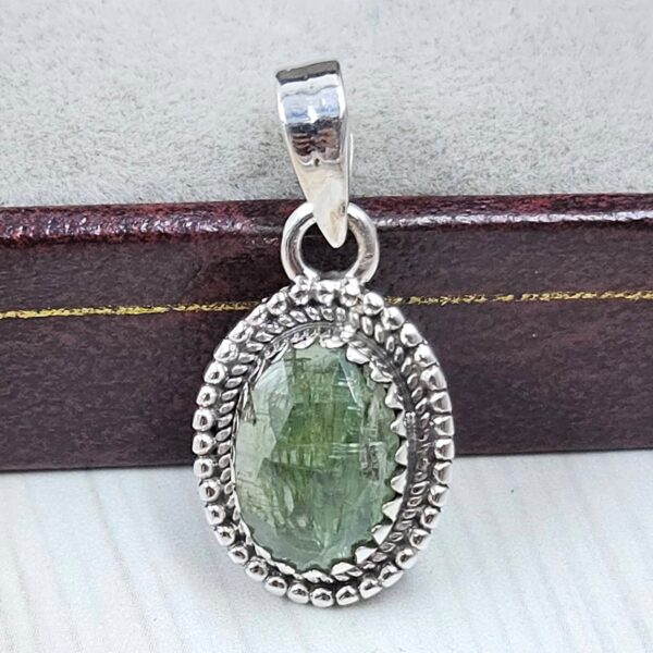 Green Kyanite 0.75" 925 Sterling Silver Pendant (RS34-80)