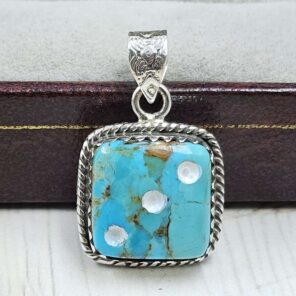 Mohave Dice Turquoise 925 Sterling Silver Pendant (RS113-391)