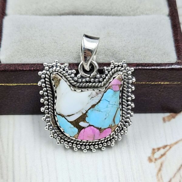 Cat Carved Cotton Candy Turquoise 925 Sterling Silver Pendant (RS113-331)