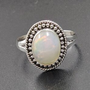 Ethiopian Opal Size US 7 925 Sterling Silver Ring (RS105-690)