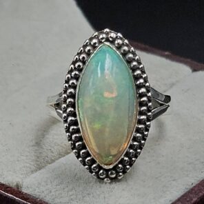 Ethiopian Opal Size US 7 925 Sterling Silver Ring (RS105-697)