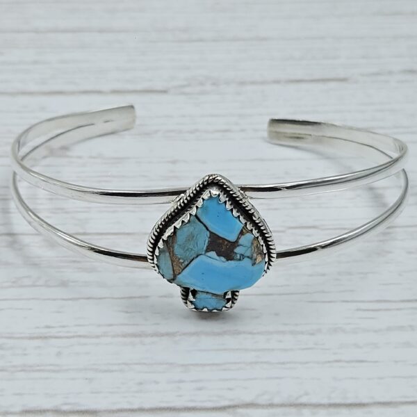 Spade Carved Cotton Candy Turquoise 925 Silver Bangle (REXT38-77)