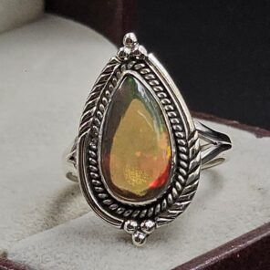 Ethiopian Opal Size US 9 925 Sterling Silver Ring (RS105-724)