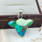 Bull Head Carved Peacock Dahlia Turquoise 925 Sterling Silver Pendant (RS113-321)