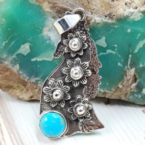 Kingman Turquoise 1.5" 925 Sterling Silver Howling Wolf Pendant (RS61-491)