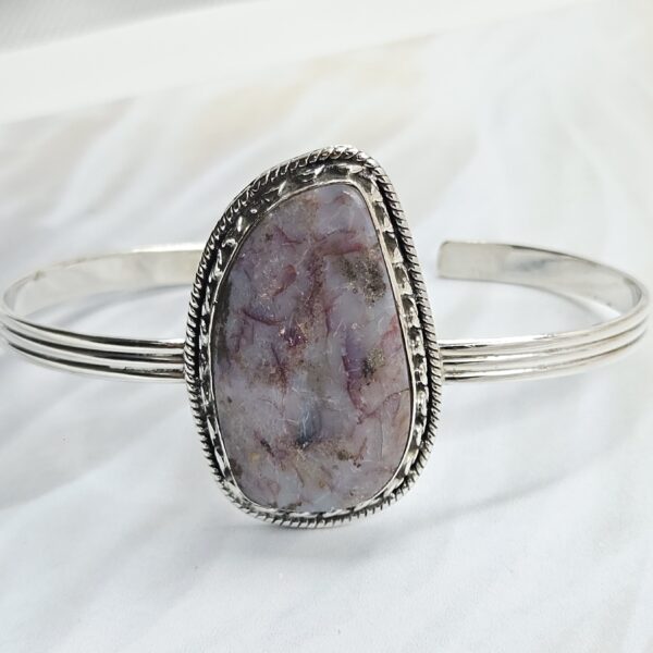 Australian Opal 925 Sterling Silver Bangle (REXT62-276)