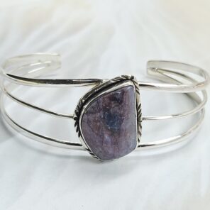 Australian Opal 925 Sterling Silver Bangle (REXT62-283)