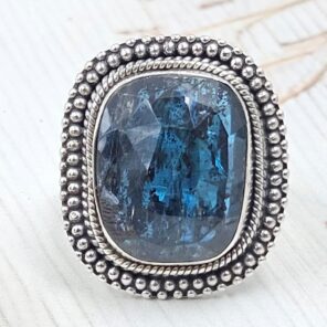 Teal Kyanite Size US 9 925 Sterling Silver Ring (RS49-90)