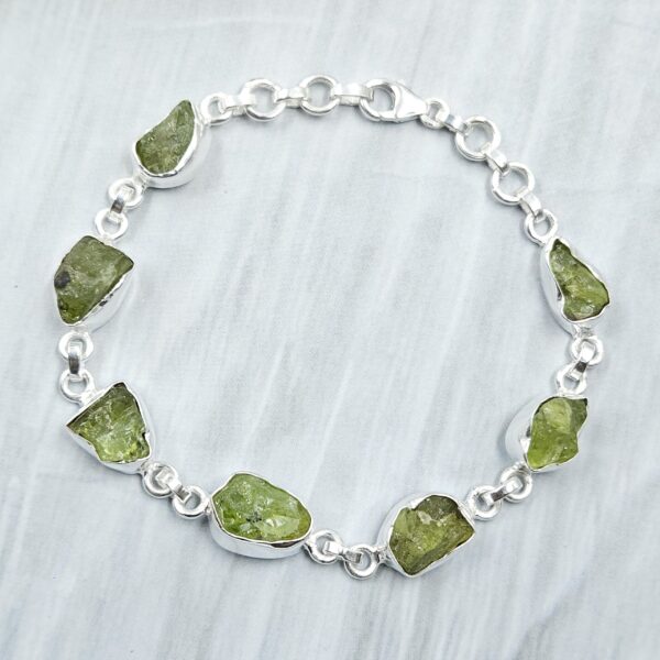 Raw Peridot 7.5" 925 Sterling Silver Bracelet (REXT121-29)