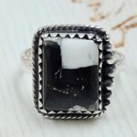 White Buffalo Turquoise Size US 7 925 Sterling Silver Ring (REXT45-293)