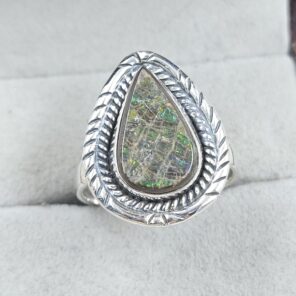 Ammolite Size US 8 925 Sterling Silver Pendant (RS27-80)
