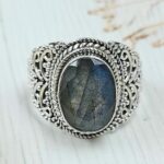 Labradorite 925 Sterling Silver Ring (REXT107-7)