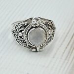 Rainbow Moonstone 925 Sterling Silver Poision Box Ring (REXT125-3)