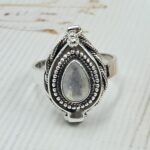 Rainbow Moonstone 925 Sterling Silver Poision Box Ring (REXT125-24)