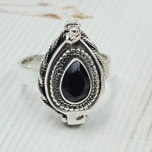 Black Onyx 925 Sterling Silver Poision Box Ring (REXT125-22)