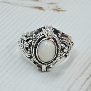Ethiopian Opal 925 Sterling Silver Poision Box Ring (REXT125-20)