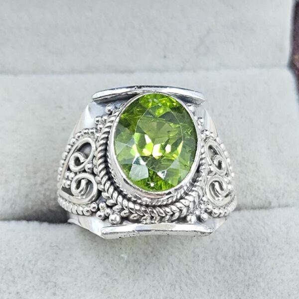 Peridot 925 Sterling Silver Ring  (REXT108-7) - Image 2