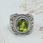 Peridot 925 Sterling Silver Ring  (REXT108-4)