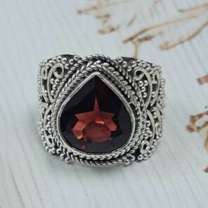 Garnet 925 Sterling Silver Ring  (REXT113-1)
