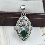 Emerald 925 Sterling Silver Poison Box Pendant (REXT124-4)