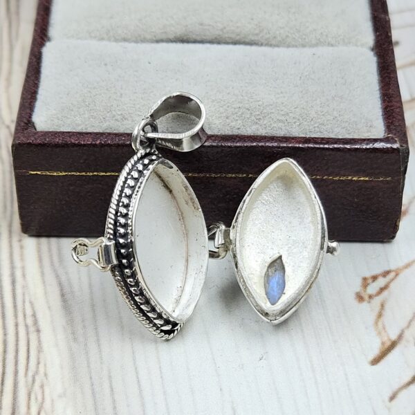 Ethiopian Opal 925 Sterling Silver Poison Box Pendant (REXT124-33) - Image 3