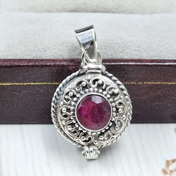 Ruby 925 Sterling Silver Poison Box Pendant (REXT124-7)