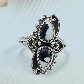 White Buffalo Turquoise 925 Sterling Silver Ring (REXT133-9)