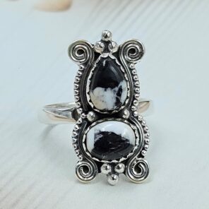 White Buffalo Turquoise 925 Sterling Silver Ring (REXT133-17)
