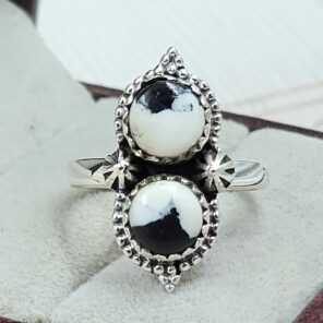 White Buffalo Turquoise 925 Sterling Silver Ring (REXT133-21)