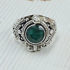 Emerald 925 Sterling Silver Poision Box Ring (REXT125-59)