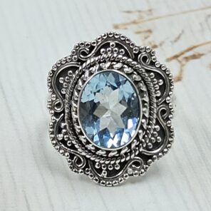 Blue Topaz 925 Sterling Silver Ring (REXT126-10)