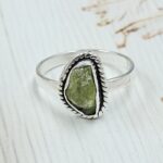 Raw Green Tourmaline 925 Sterling Silver Ring (REXT131-22)