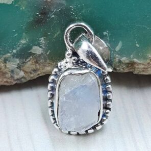 Raw Rainbow Moonstone 0.6" 925 Sterling Silver Pendant (REXT130-34)