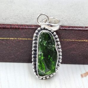 Raw Green Tourmaline 1" 925 Sterling Silver Pendant (REXT130-23)