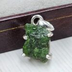 Raw Green Tourmaline 0.75" 925 Sterling Silver Pendant (REXT130-25)