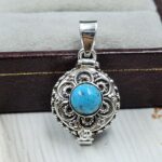 Kingman Turquoise 925 Sterling Silver Poison Box Pendant (REXT124-54)