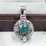Emerald 925 Sterling Silver Poison Box Pendant (REXT124-51)