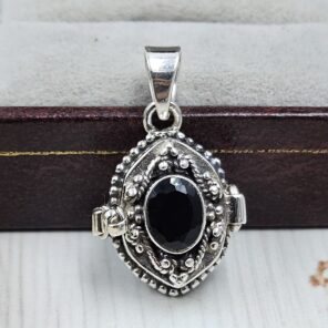 Black Onyx 925 Sterling Silver Poison Box Pendant (REXT124-34)