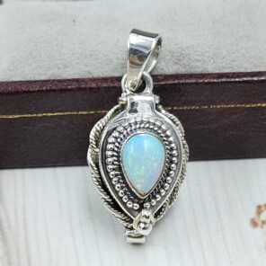 Ethiopian Opal 925 Sterling Silver Poison Box Pendant (REXT124-33)