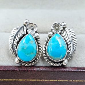 Mohave Turquoise 925 Sterling Silver Stud Earring (REXT142-1)